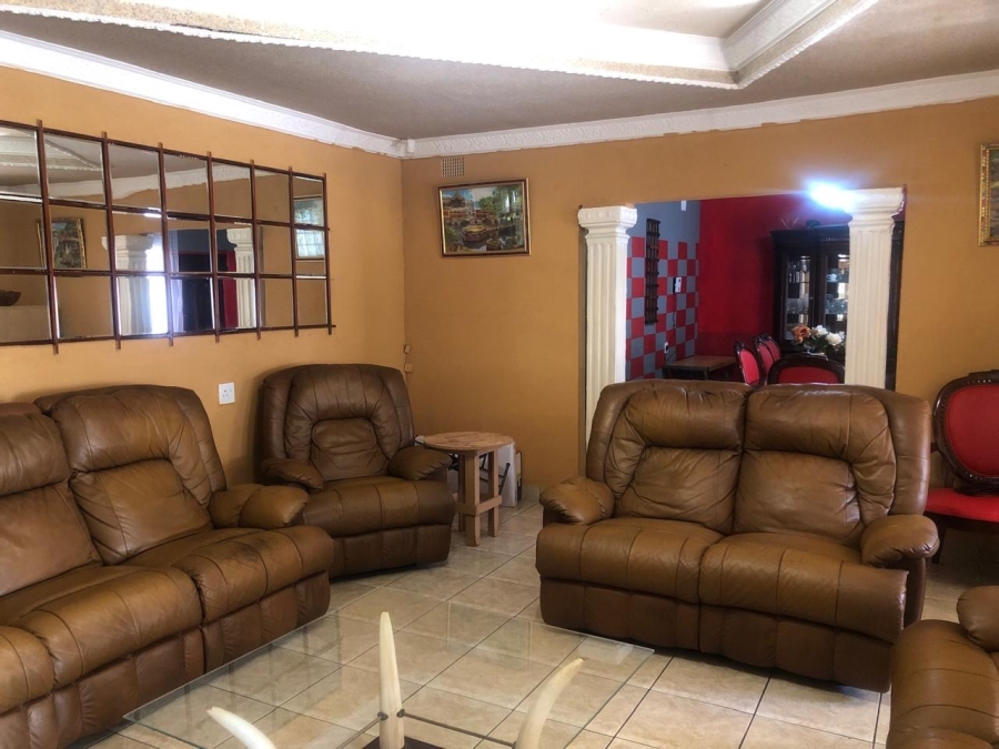 To Let 4 Bedroom Property for Rent in Impala Park Limpopo
