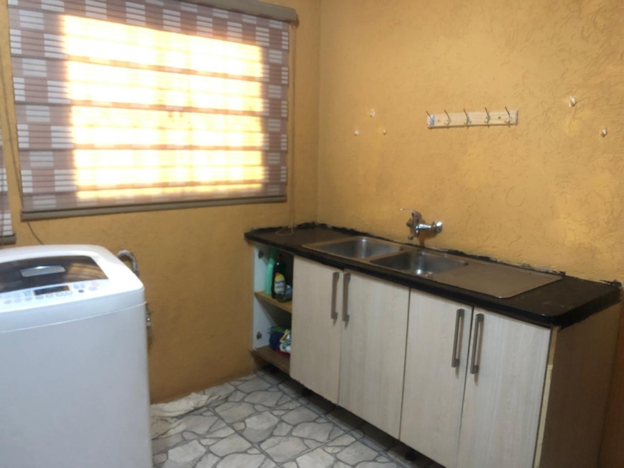 To Let 4 Bedroom Property for Rent in Impala Park Limpopo