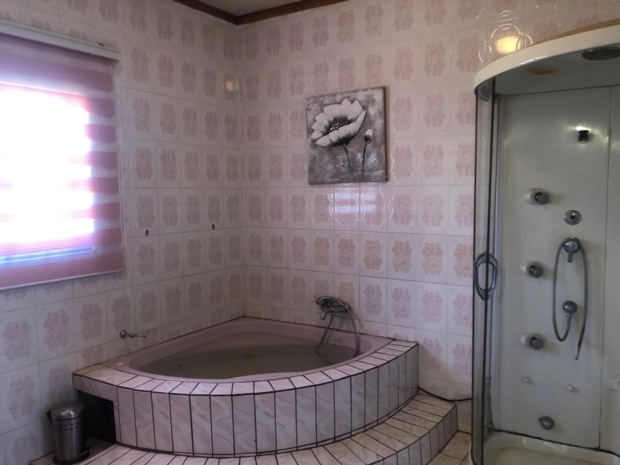To Let 4 Bedroom Property for Rent in Impala Park Limpopo