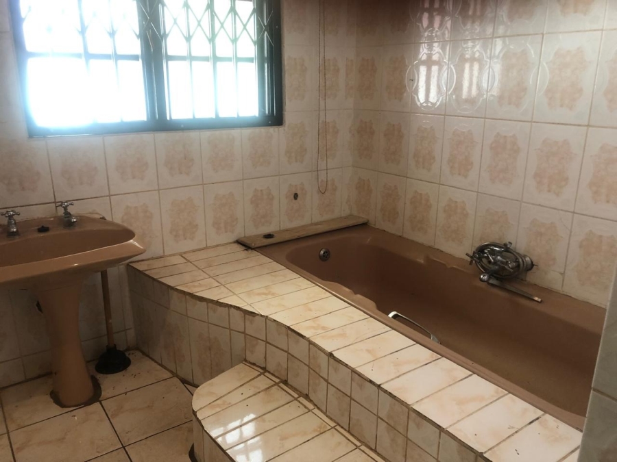 To Let 4 Bedroom Property for Rent in Impala Park Limpopo