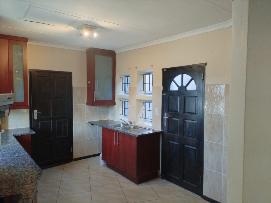 To Let 3 Bedroom Property for Rent in Serala View Limpopo