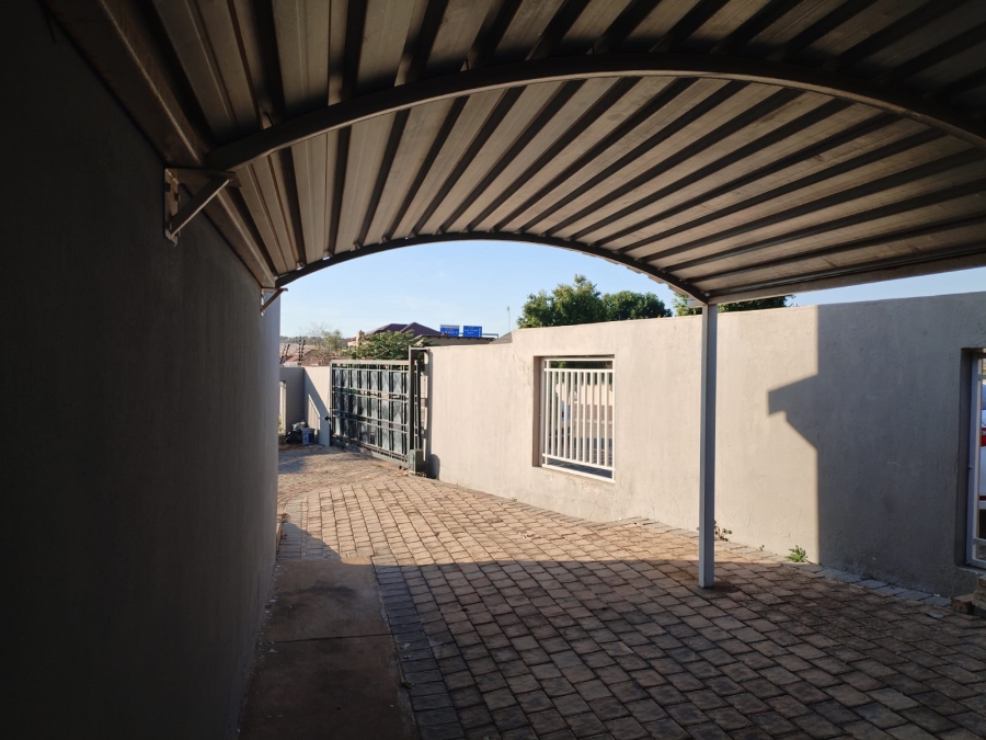 To Let 3 Bedroom Property for Rent in Serala View Limpopo