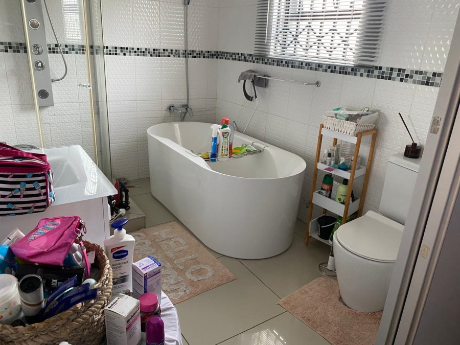 3 Bedroom Property for Sale in Rethabile Gardens Limpopo