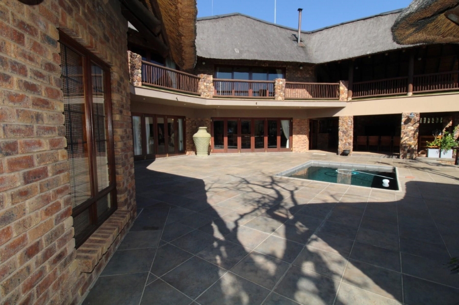 7 Bedroom Property for Sale in Zebula Golf Estate Limpopo