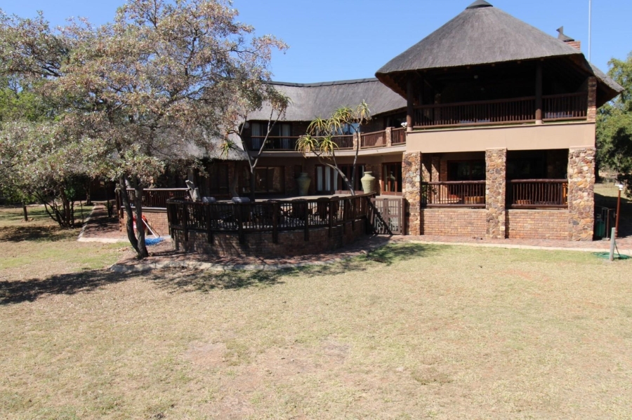 7 Bedroom Property for Sale in Zebula Golf Estate Limpopo
