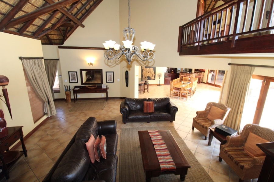 7 Bedroom Property for Sale in Zebula Golf Estate Limpopo