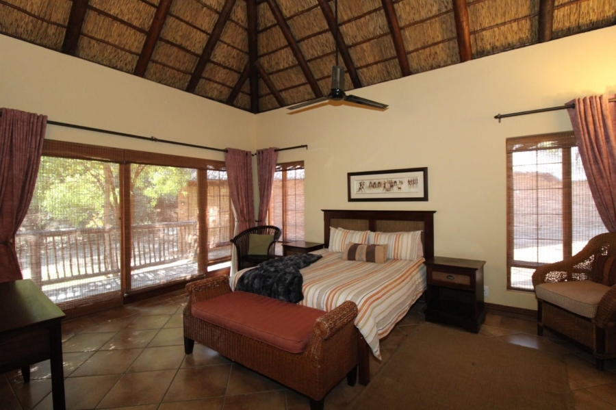 7 Bedroom Property for Sale in Zebula Golf Estate Limpopo