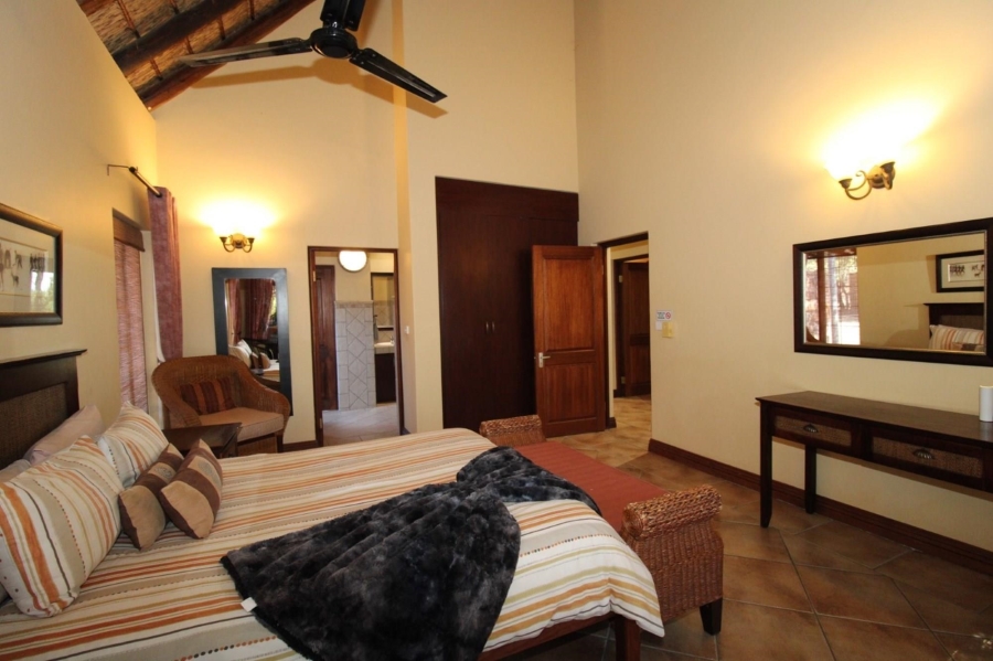 7 Bedroom Property for Sale in Zebula Golf Estate Limpopo