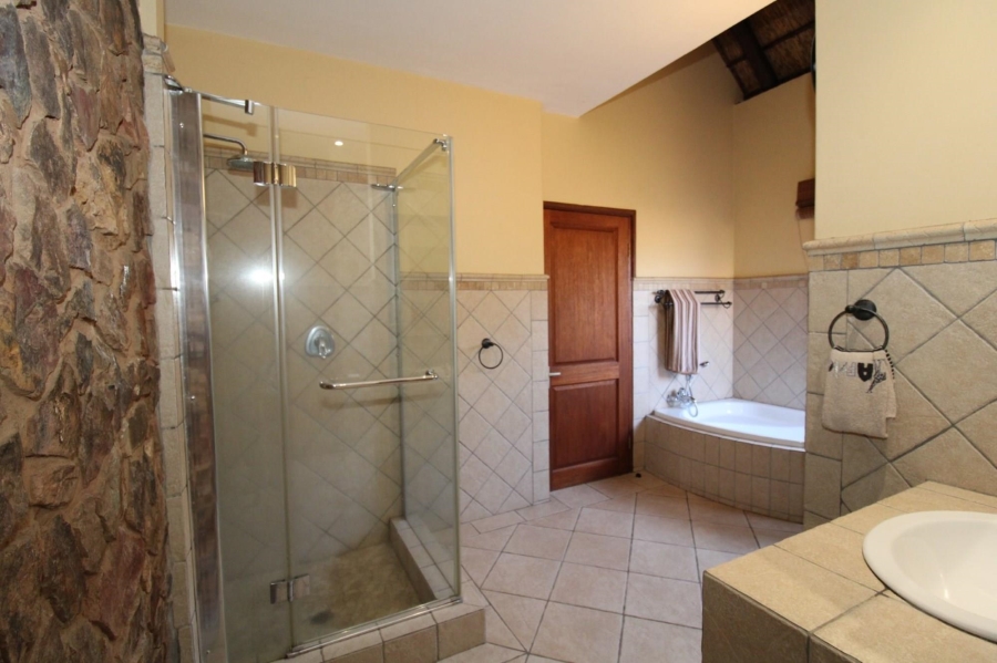 7 Bedroom Property for Sale in Zebula Golf Estate Limpopo