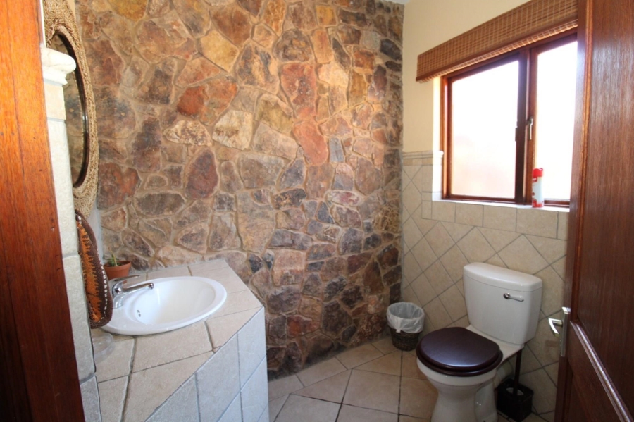 7 Bedroom Property for Sale in Zebula Golf Estate Limpopo