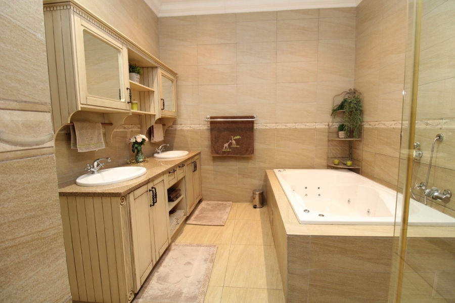 4 Bedroom Property for Sale in Zwartkloof Private Game Reserve Limpopo