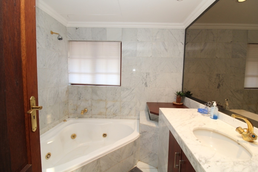 6 Bedroom Property for Sale in Mabula Private Game Lodge Limpopo