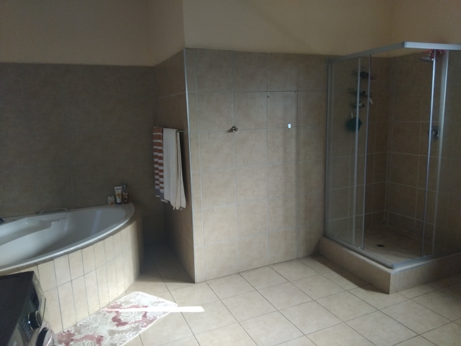 4 Bedroom Property for Sale in Flora Park Limpopo