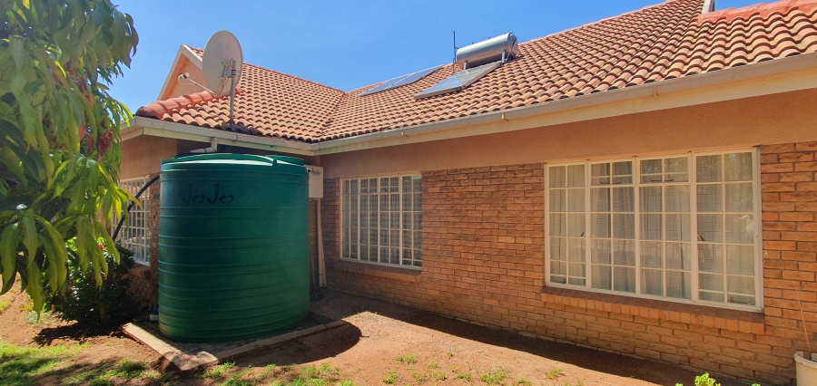 3 Bedroom Property for Sale in Mookgopong Limpopo
