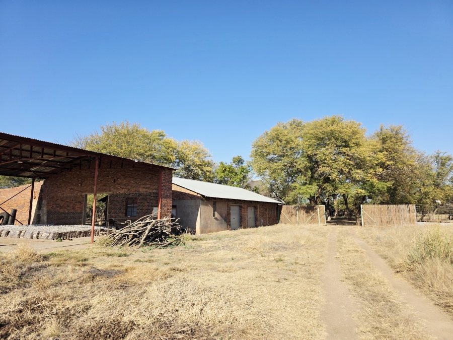 12 Bedroom Property for Sale in Roedtan Limpopo