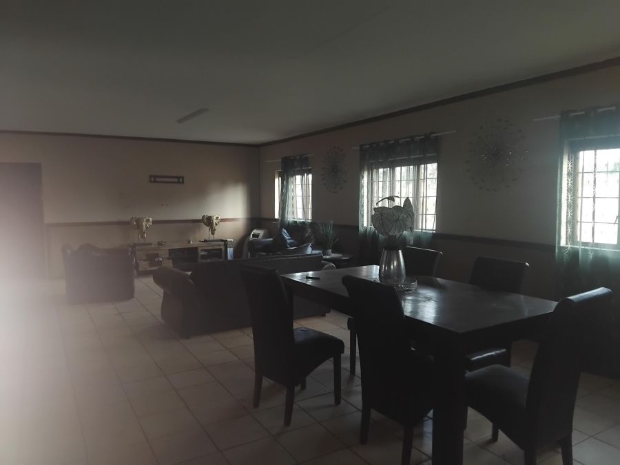 5 Bedroom Property for Sale in Myngenoegen A H Limpopo
