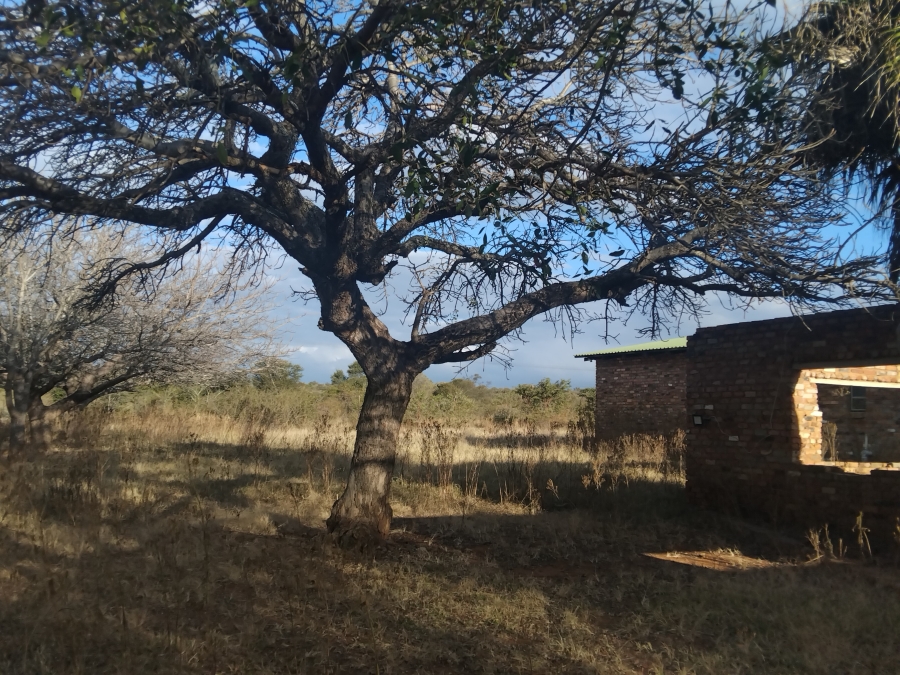 5 Bedroom Property for Sale in Myngenoegen A H Limpopo