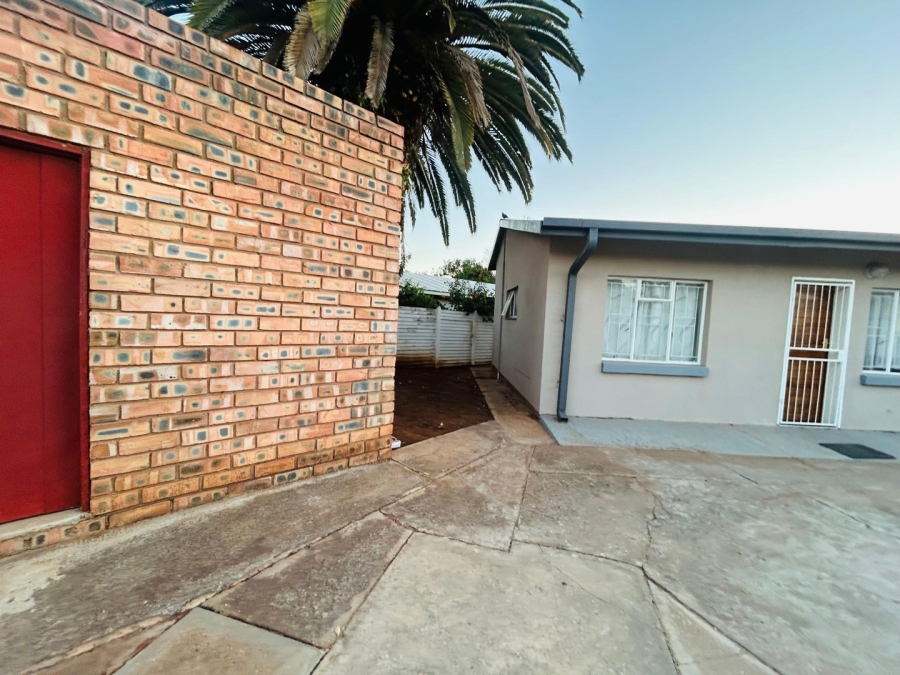4 Bedroom Property for Sale in Impala Park Limpopo