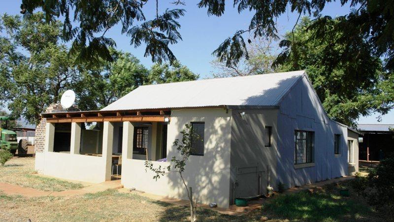 4 Bedroom Property for Sale in Roedtan Limpopo