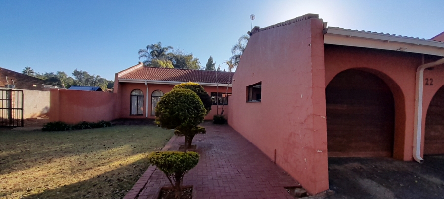 2 Bedroom Property for Sale in Chroompark Limpopo