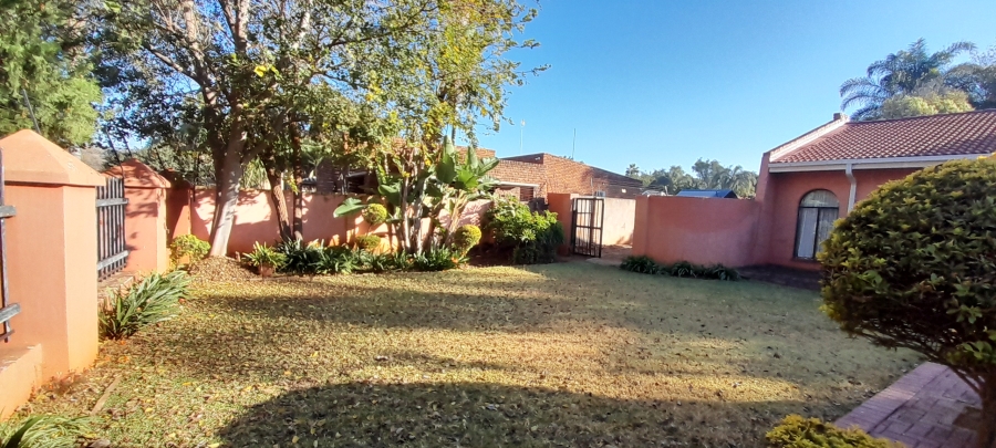 2 Bedroom Property for Sale in Chroompark Limpopo