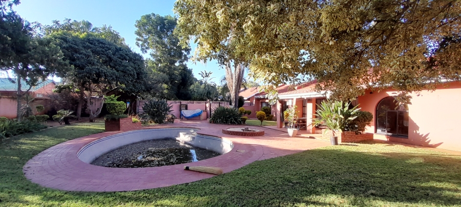 2 Bedroom Property for Sale in Chroompark Limpopo