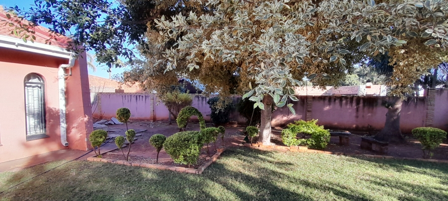 2 Bedroom Property for Sale in Chroompark Limpopo