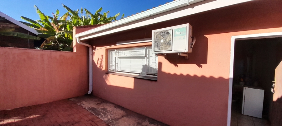 2 Bedroom Property for Sale in Chroompark Limpopo