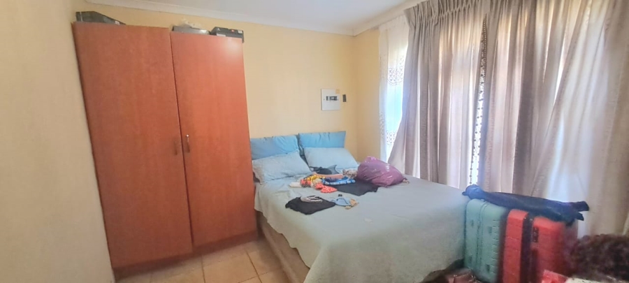 5 Bedroom Property for Sale in Flora Park Limpopo