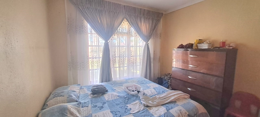 5 Bedroom Property for Sale in Flora Park Limpopo