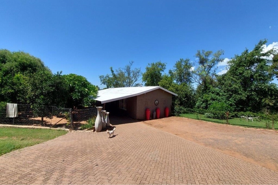 4 Bedroom Property for Sale in Modimolle Rural Limpopo