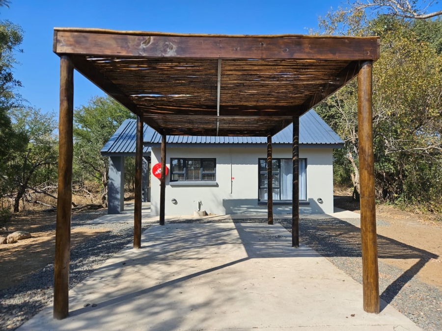 To Let 1 Bedroom Property for Rent in Moditlo Wildlife Estate Limpopo