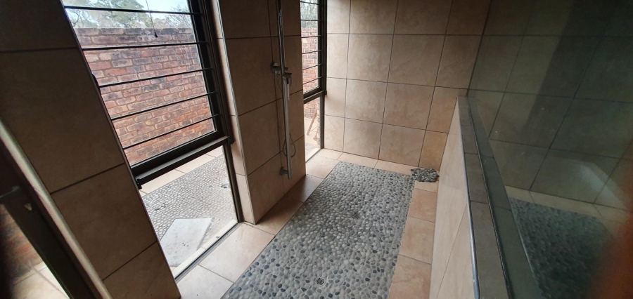 4 Bedroom Property for Sale in Ditholo Wildlife Estate Limpopo