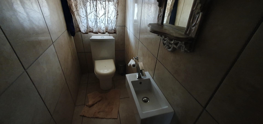 4 Bedroom Property for Sale in Ditholo Wildlife Estate Limpopo