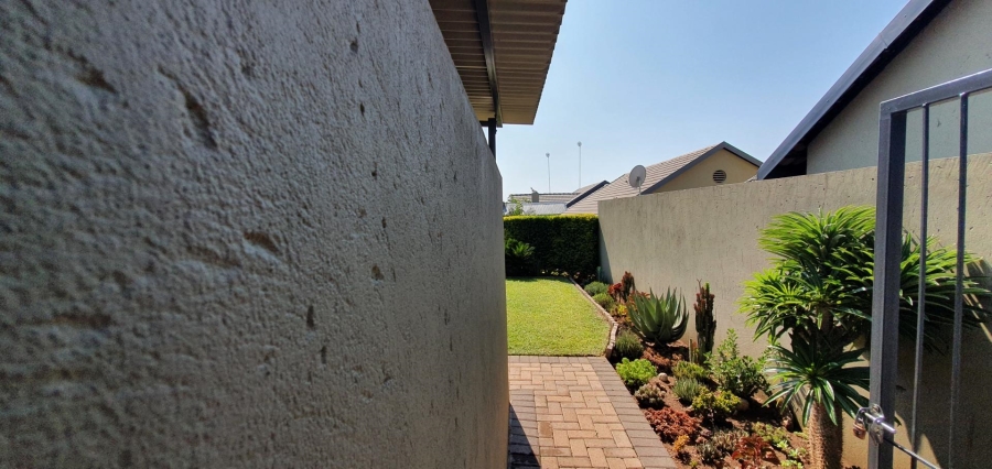 3 Bedroom Property for Sale in Mookgopong Limpopo