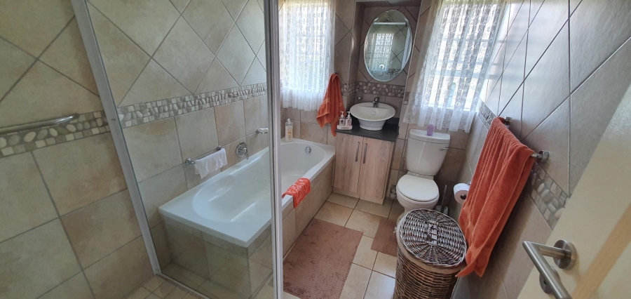 3 Bedroom Property for Sale in Mookgopong Limpopo