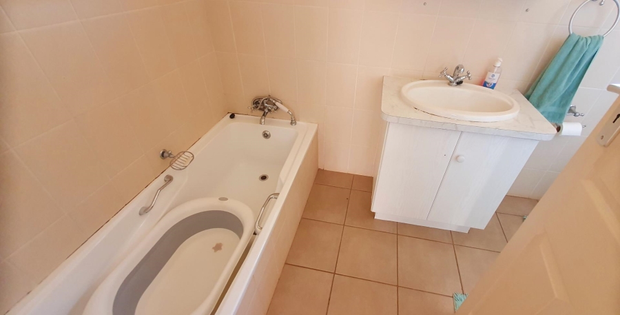 3 Bedroom Property for Sale in Mookgopong Limpopo