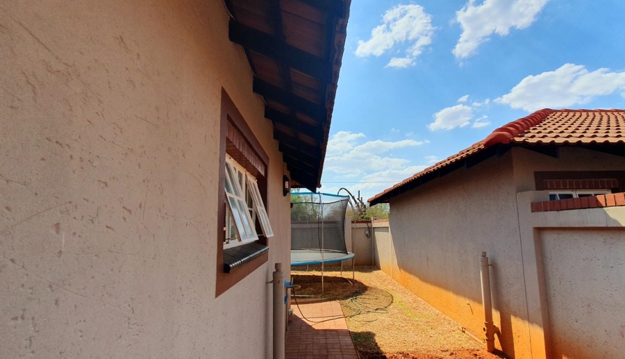 3 Bedroom Property for Sale in Mookgopong Limpopo