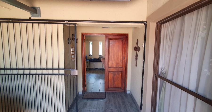 3 Bedroom Property for Sale in Mookgopong Limpopo