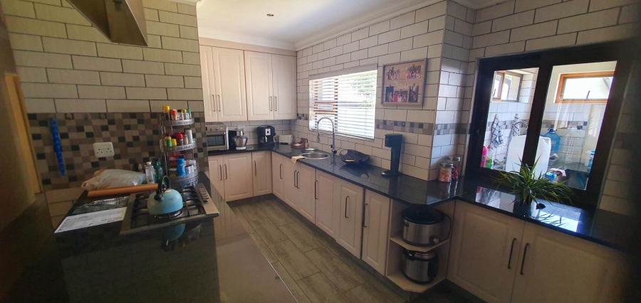 3 Bedroom Property for Sale in Mookgopong Limpopo