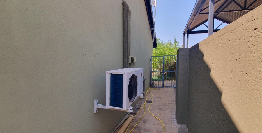 3 Bedroom Property for Sale in Mookgopong Limpopo