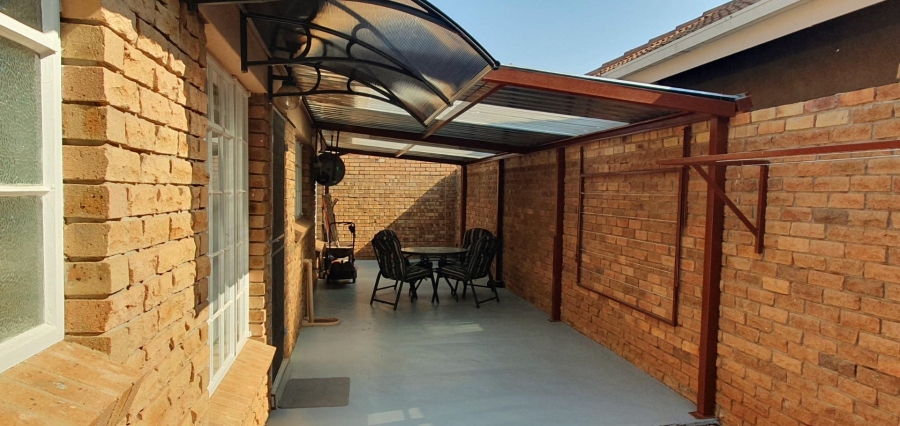 2 Bedroom Property for Sale in Mookgopong Limpopo