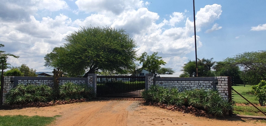 7 Bedroom Property for Sale in Mookgopong Limpopo