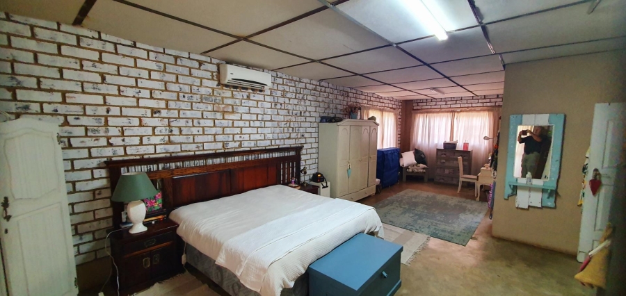7 Bedroom Property for Sale in Mookgopong Limpopo