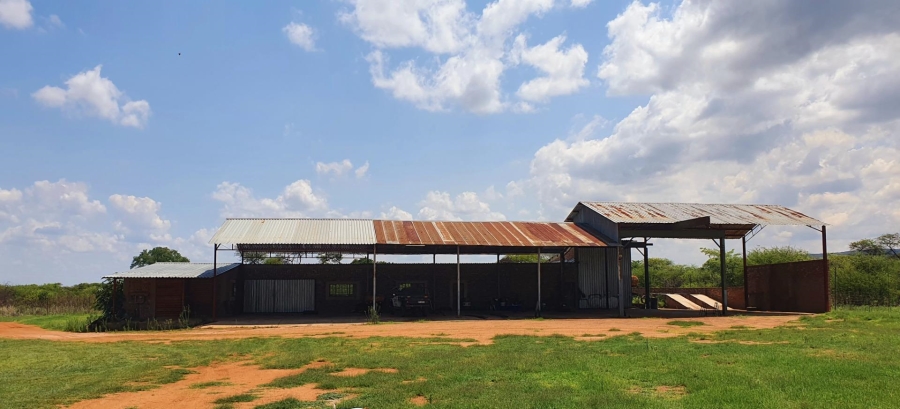7 Bedroom Property for Sale in Mookgopong Limpopo