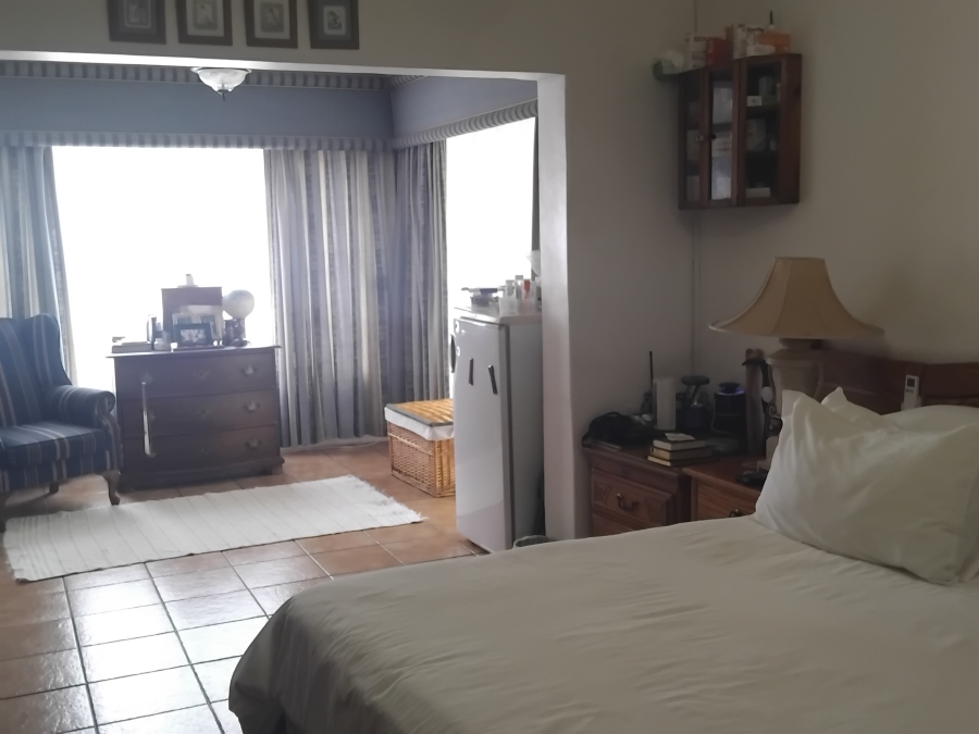 4 Bedroom Property for Sale in Roodepoort AH Limpopo