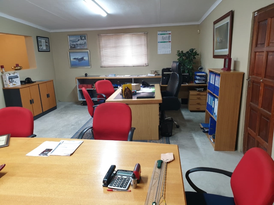 4 Bedroom Property for Sale in Roodepoort AH Limpopo