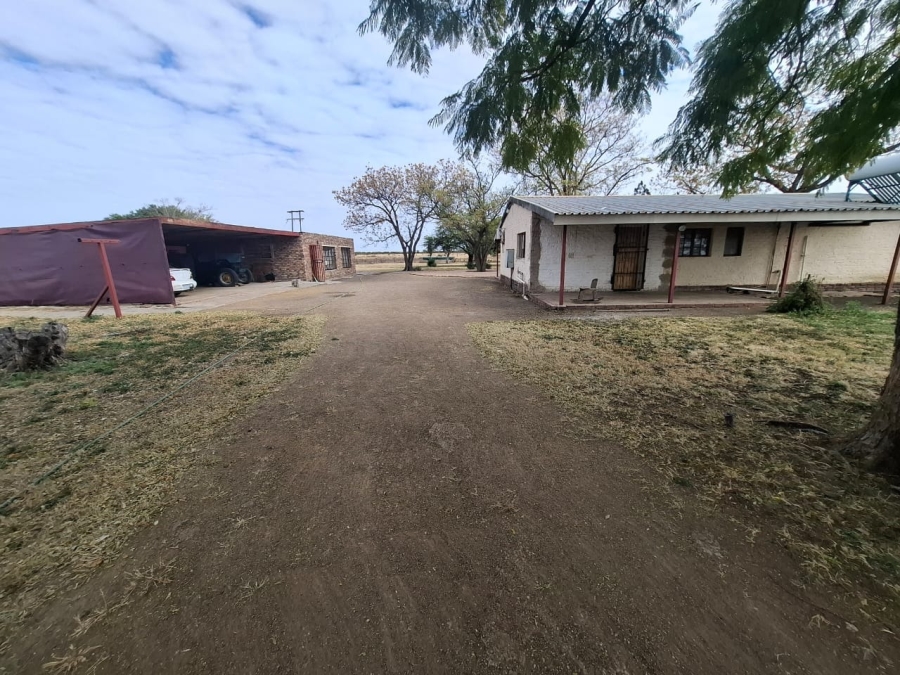 6 Bedroom Property for Sale in Bela Bela Limpopo