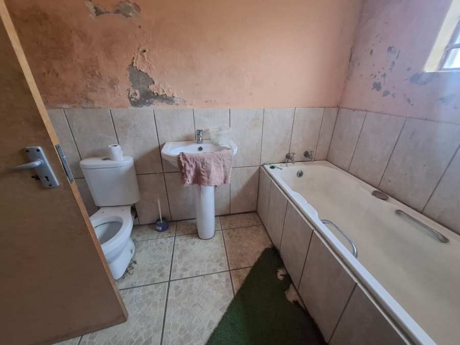 6 Bedroom Property for Sale in Bela Bela Limpopo