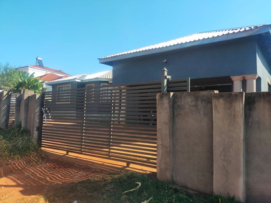 6 Bedroom Property for Sale in Thohoyandou Limpopo